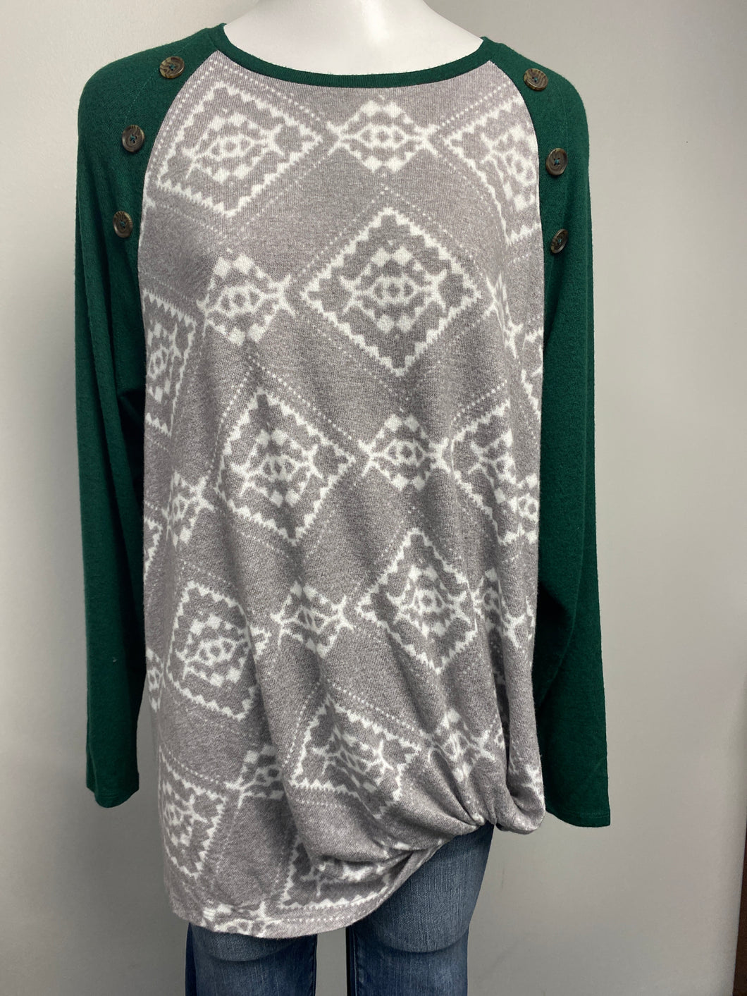 Maurices long sleeve (XL) NEW!