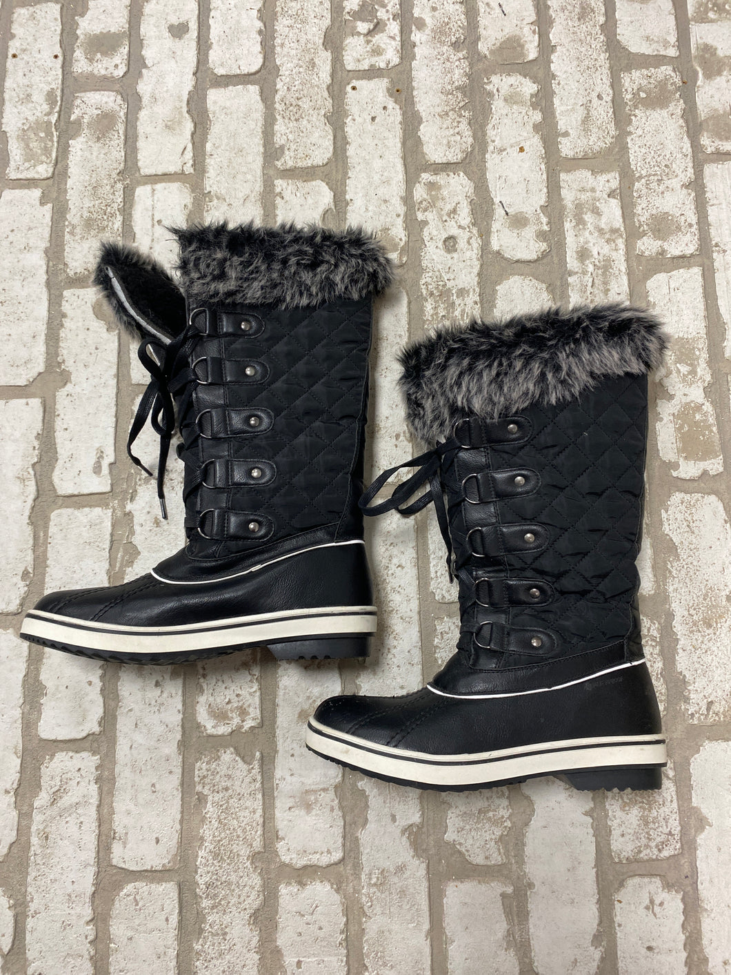 Aleader Boot 7.5