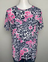 Load image into Gallery viewer, Sew In Love Leopard- (S)
