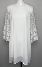 Load image into Gallery viewer, Boutique White Dress- (XXL)
