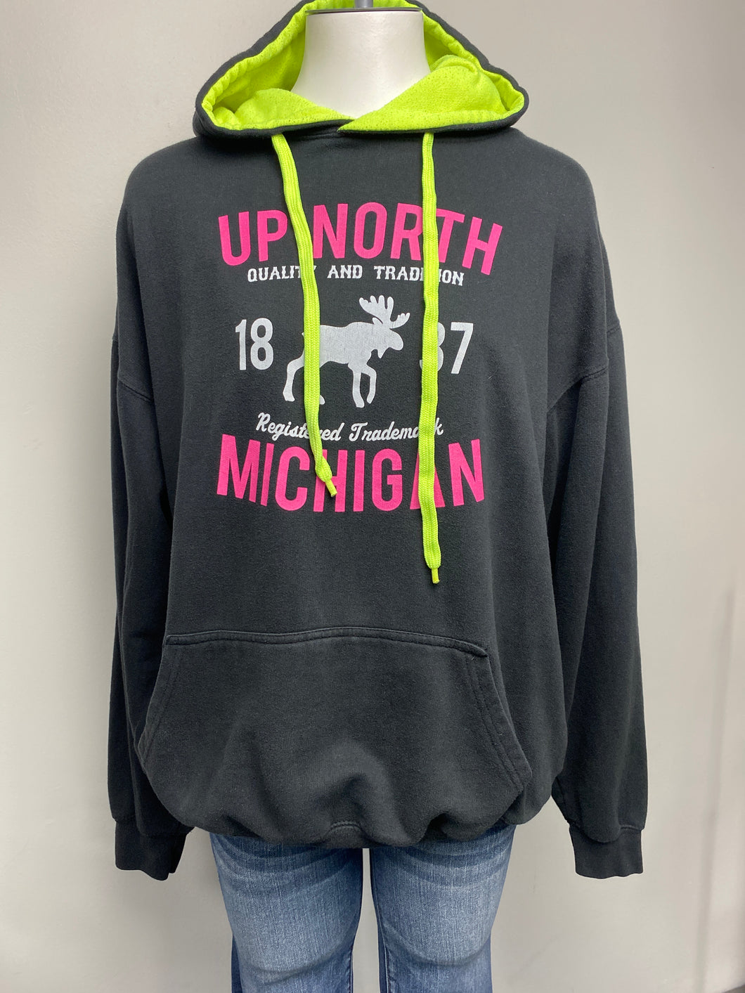 UP NORTH hooded sweatshirt (XL)