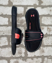 Load image into Gallery viewer, Under Armour Slides- (Size 8)
