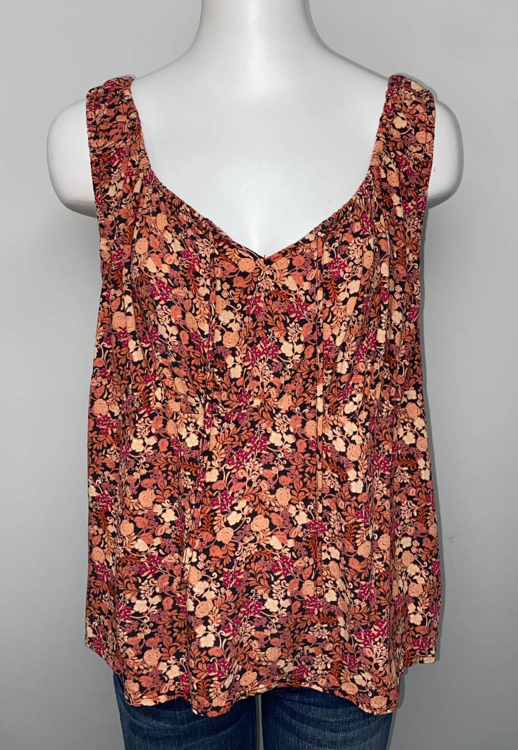 Old Navy Tank NEW!- (XL)