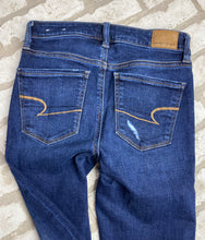 Load image into Gallery viewer, American Eagle Jegging- (Size 2)
