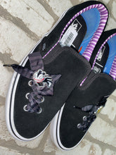 Load image into Gallery viewer, VANS Nightmare Before Christmas- (Size 9)
