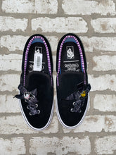 Load image into Gallery viewer, VANS Nightmare Before Christmas- (Size 9)
