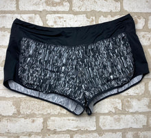 Load image into Gallery viewer, Nike Dri-Fit Running Shorts- (XL)
